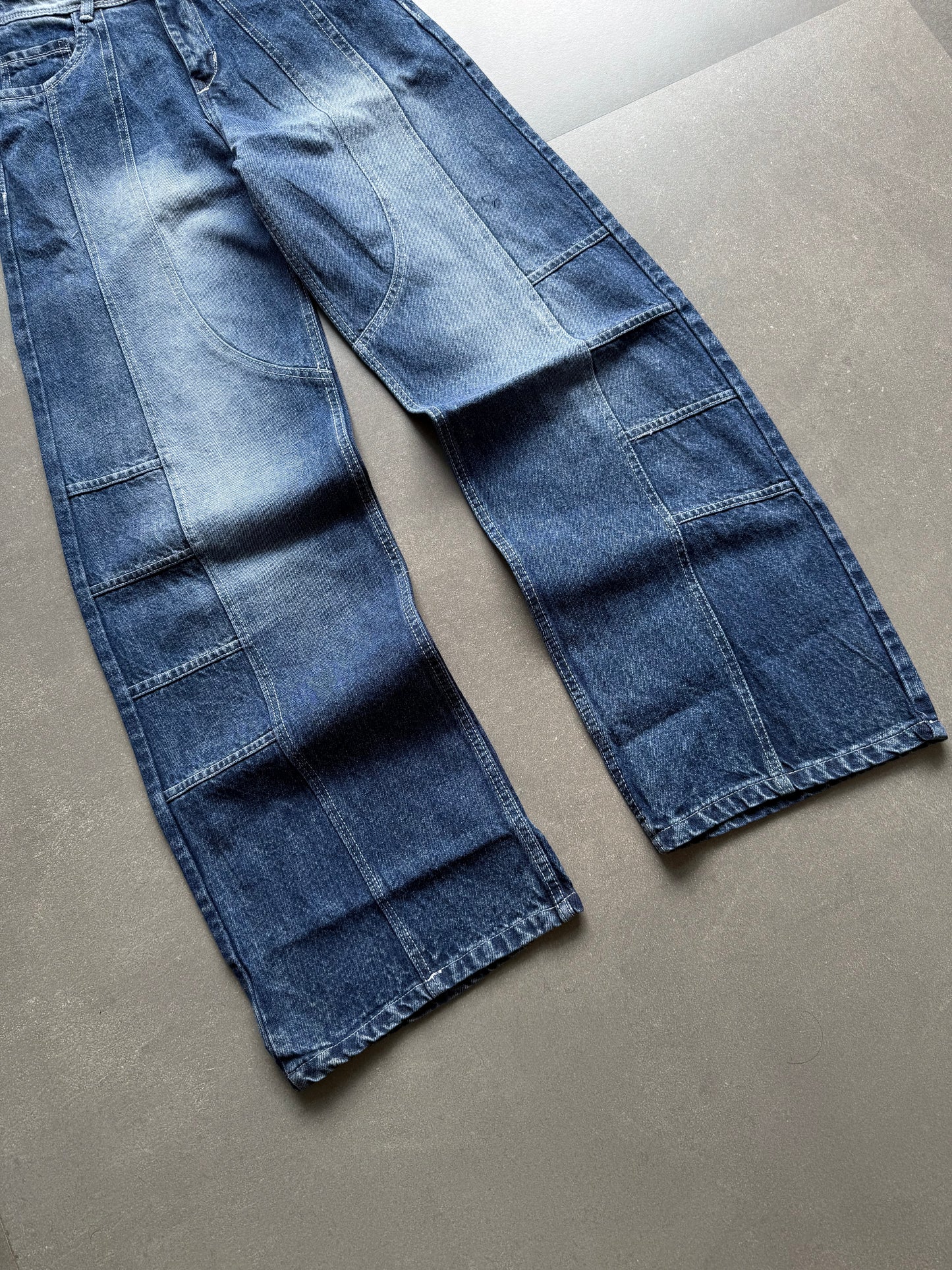 WASHED PANEL WIDE LEG DENIM