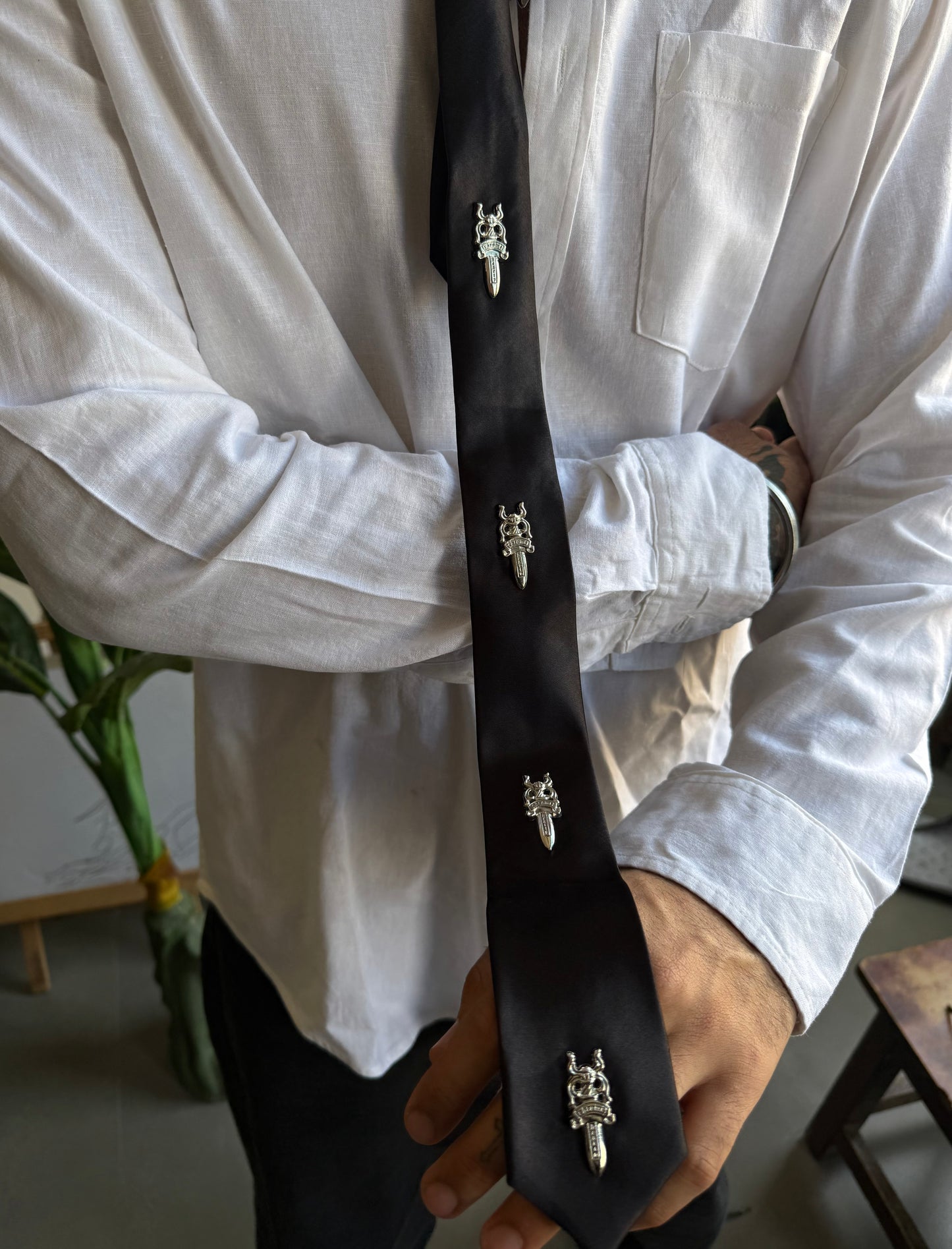 CH TIE