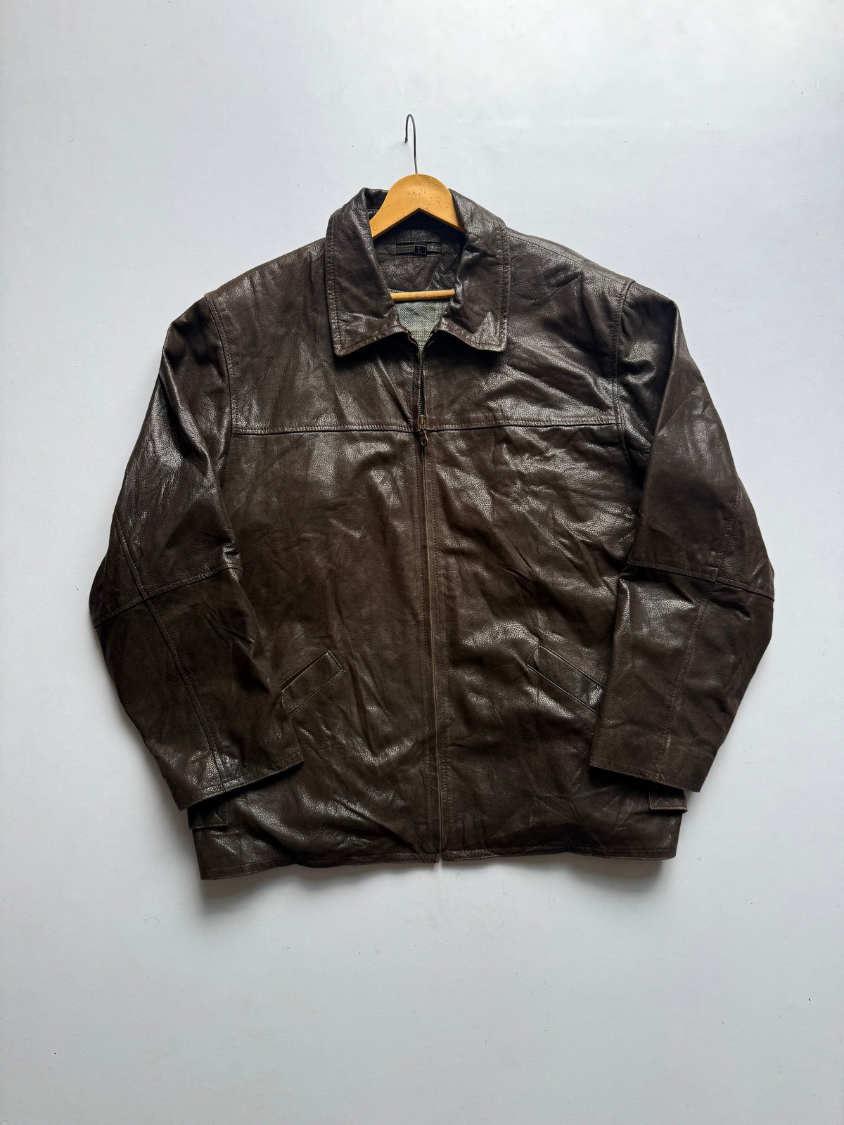 VINTAGE LEATHER JACKET