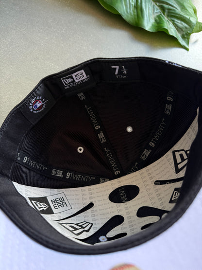 LA FITTED CAP