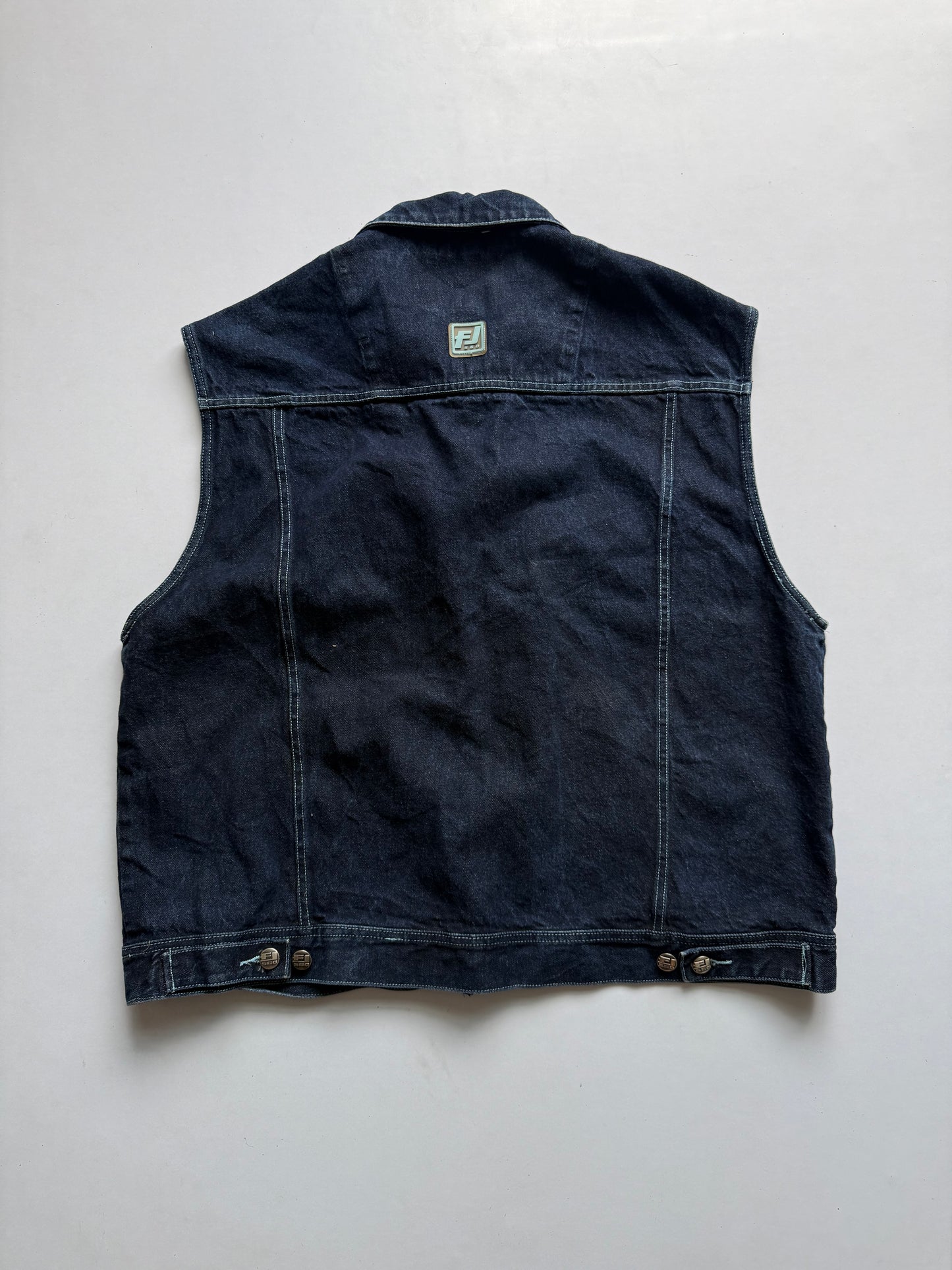 VINTAGE FJ 560 DENIM VEST
(Looks good)