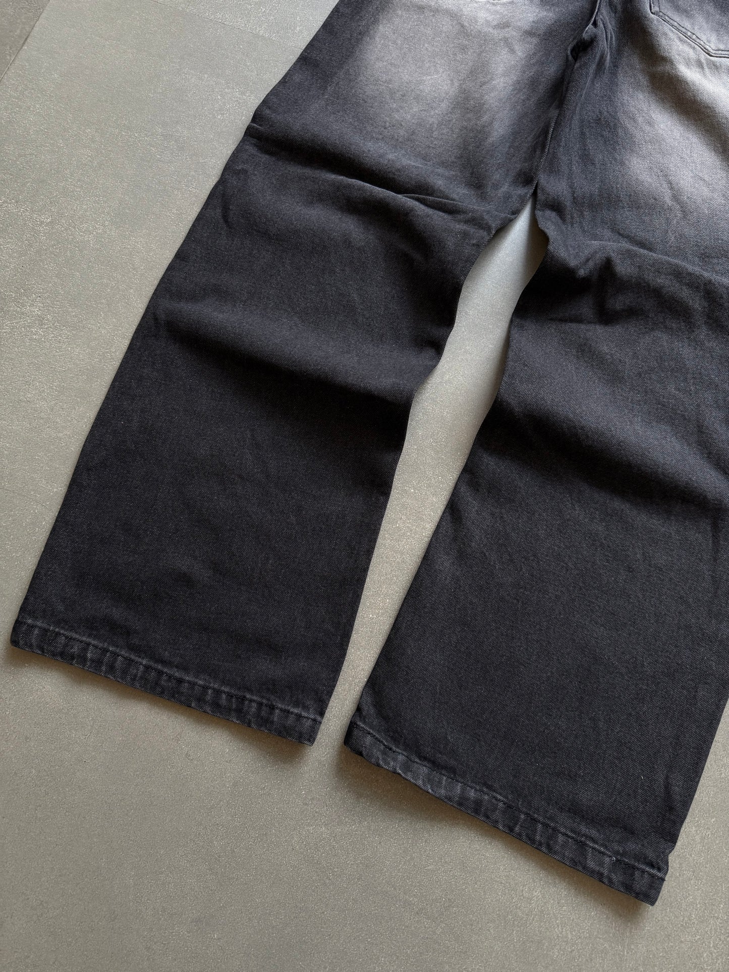 WASHED BAGGY DENIM