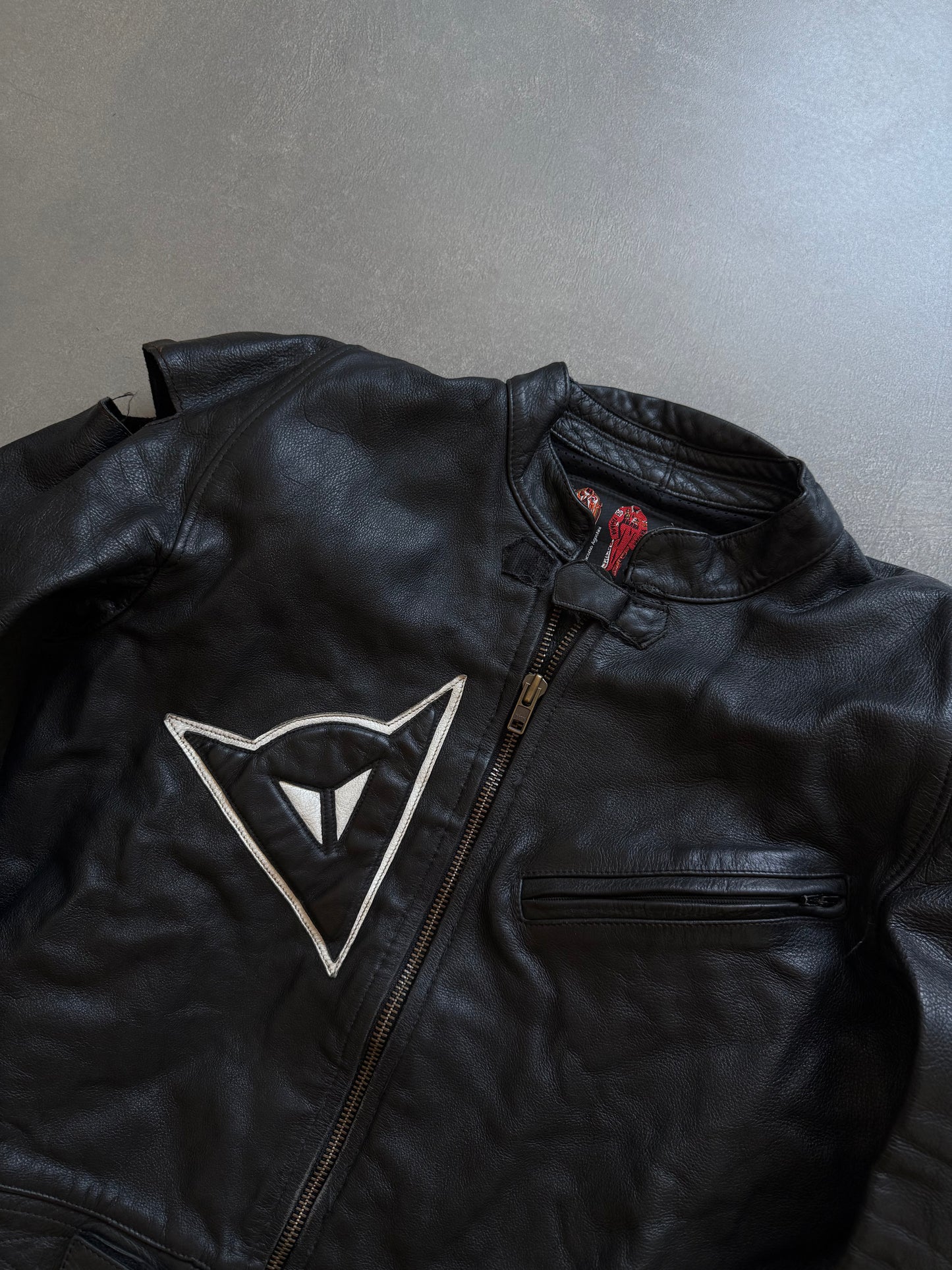 VINTAGE RARE DAINESE LEATHER BIKER JACKET 
(Safety pads)