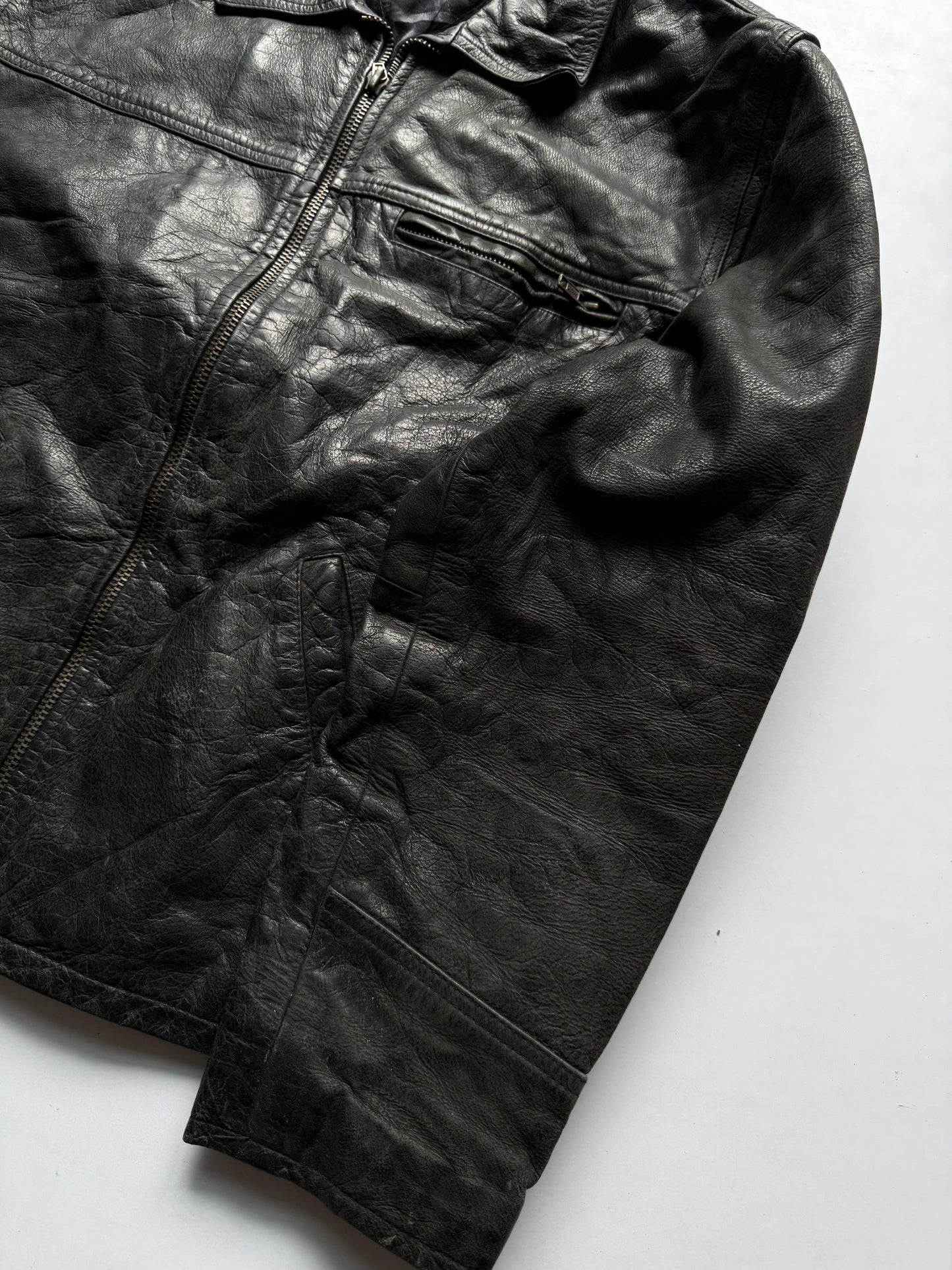 VINTAGE LEATHER JACKET
