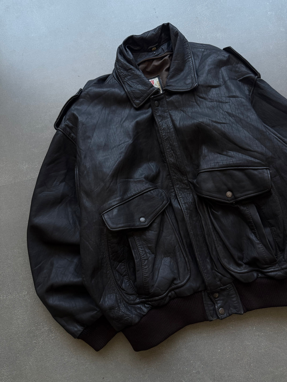 VINTAGE CUIR & CIE GENIUNE LEATHER JACKET