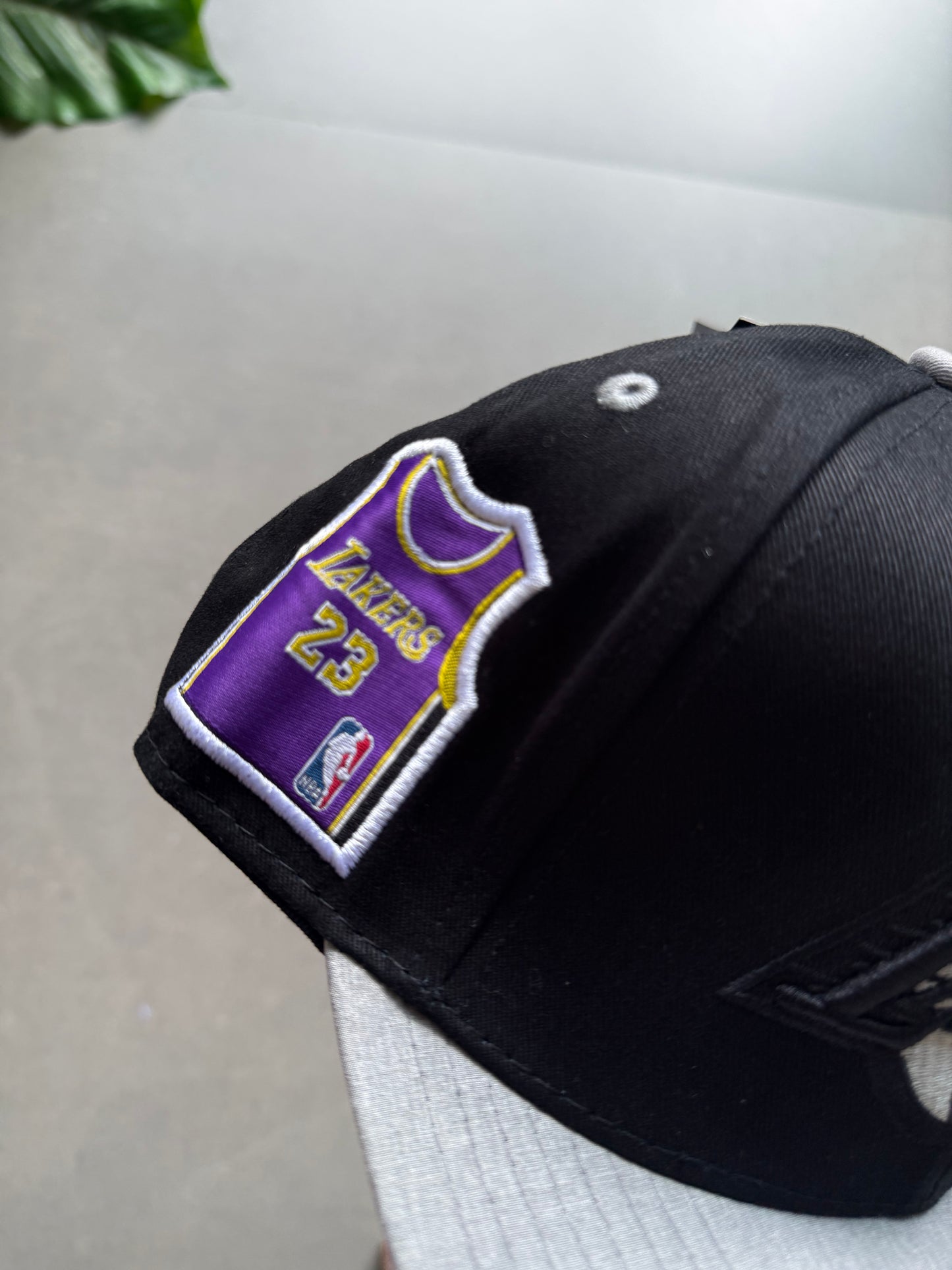 LAKERS ADJUSTABLE CAP