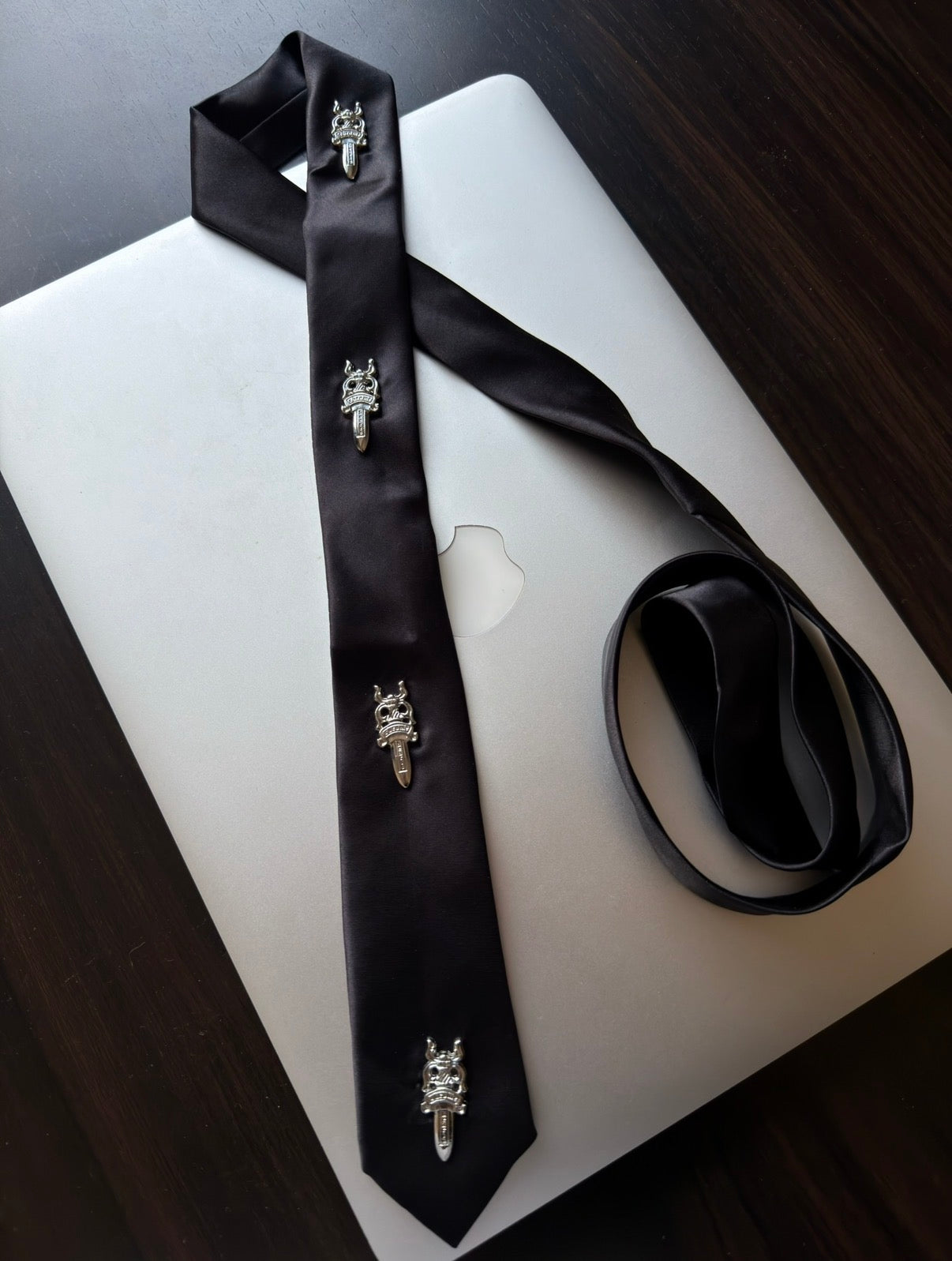 CH TIE