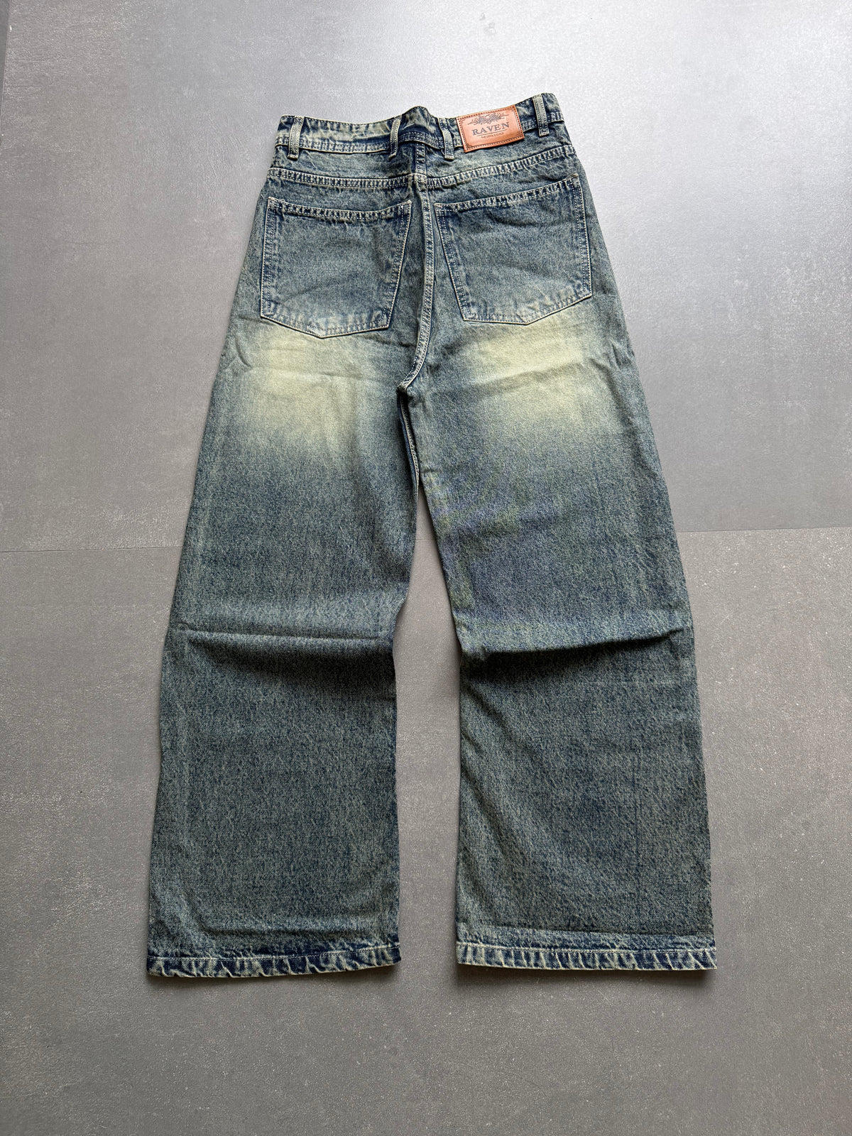 VINTAGE WASHED BAGGY DENIM