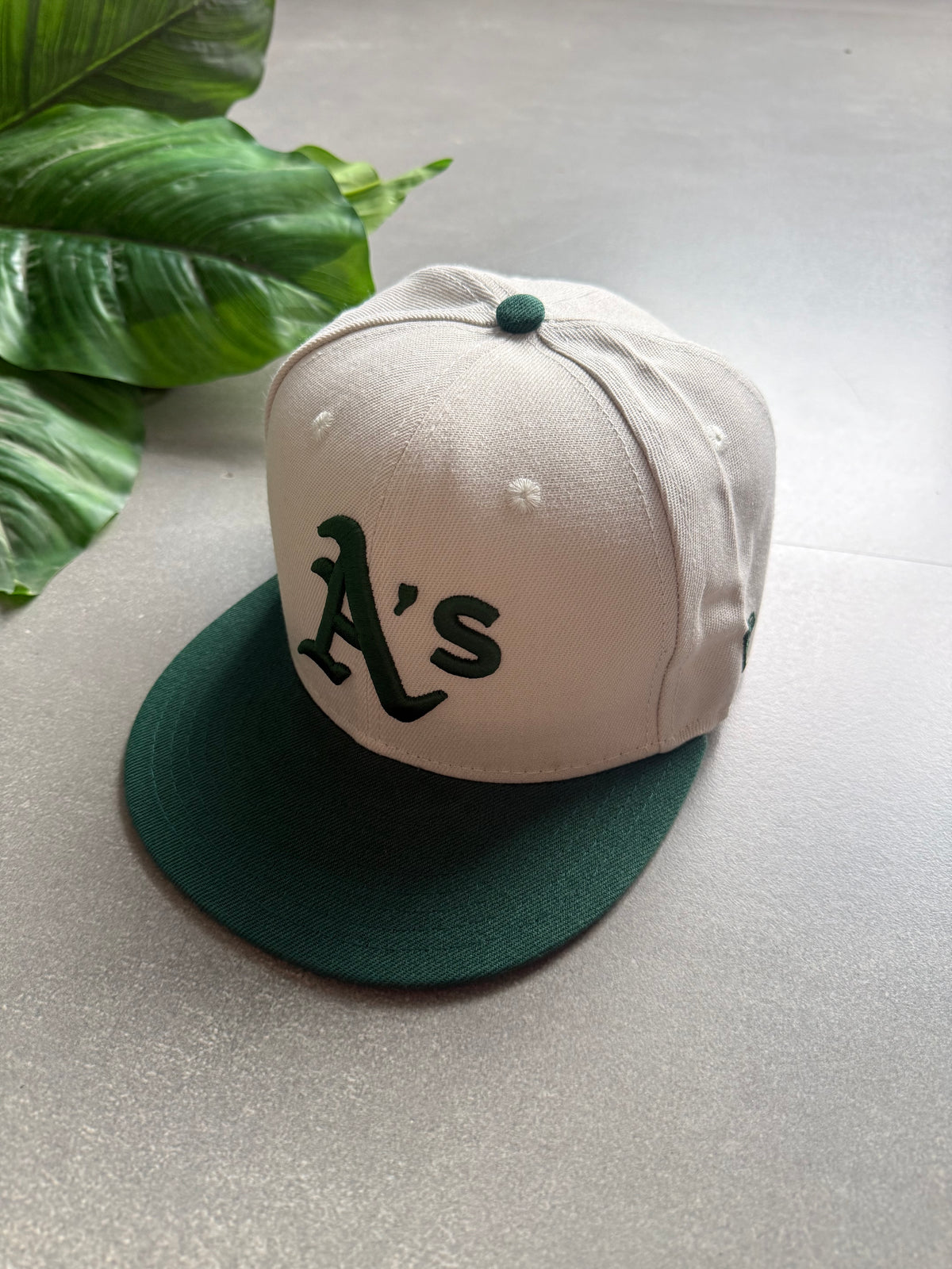 OAKLAND CUSTOMISED FITTED HAT