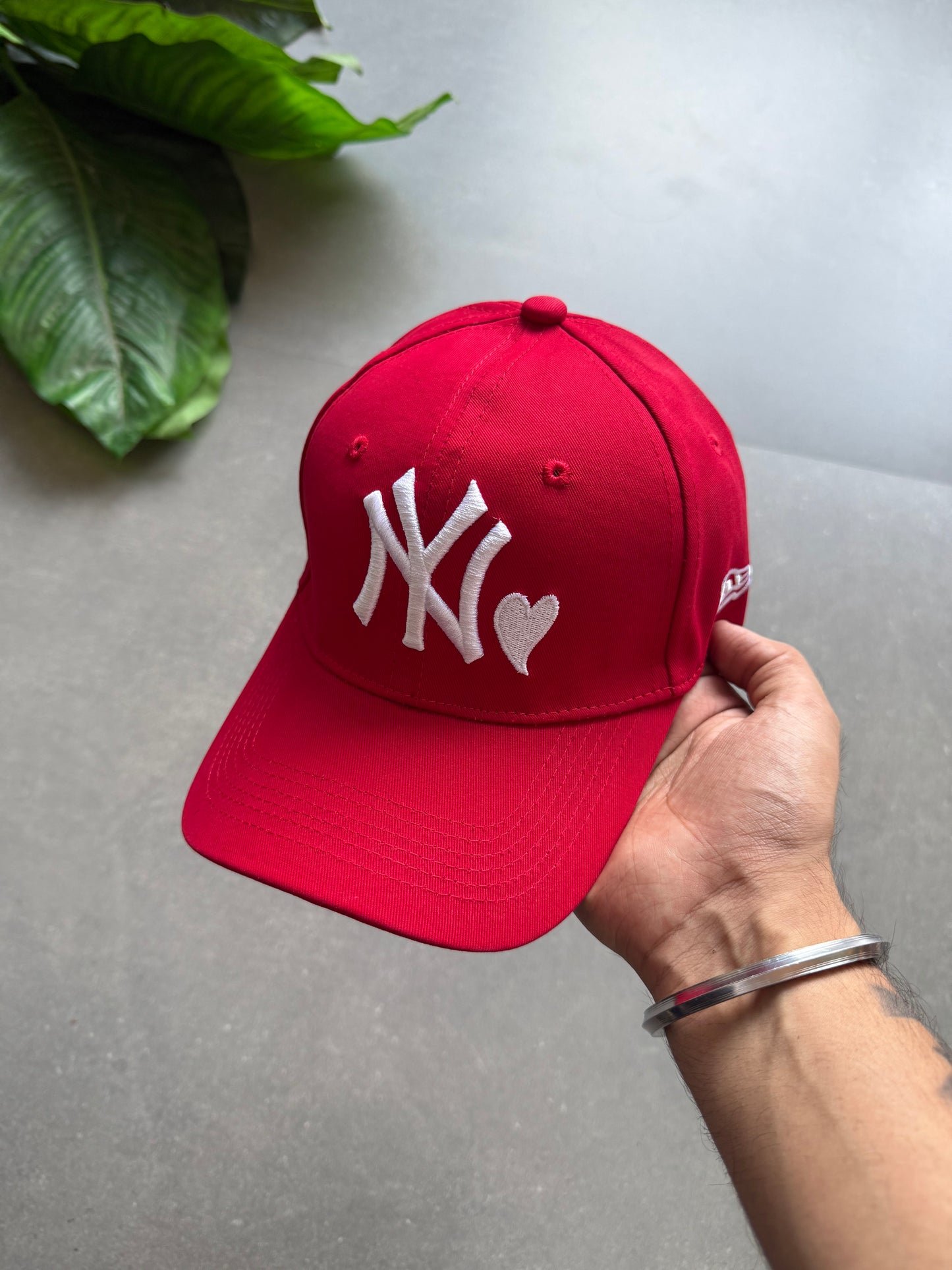 NY FITTED CAP