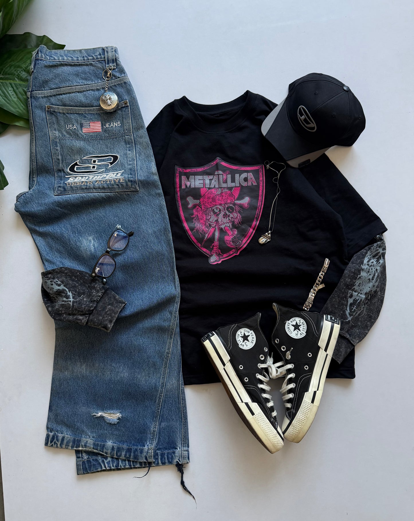 ELLC STUDIO DOC SLEEVES TEE