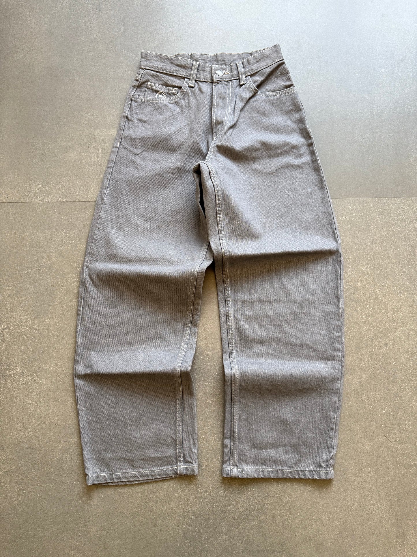 GREY BAGGY DENIM