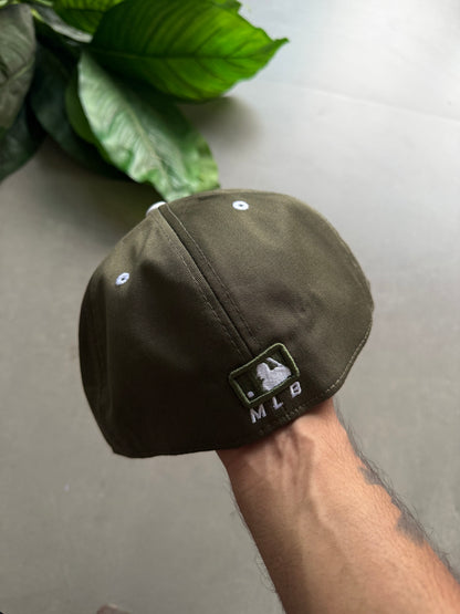 NY FITTED CAP