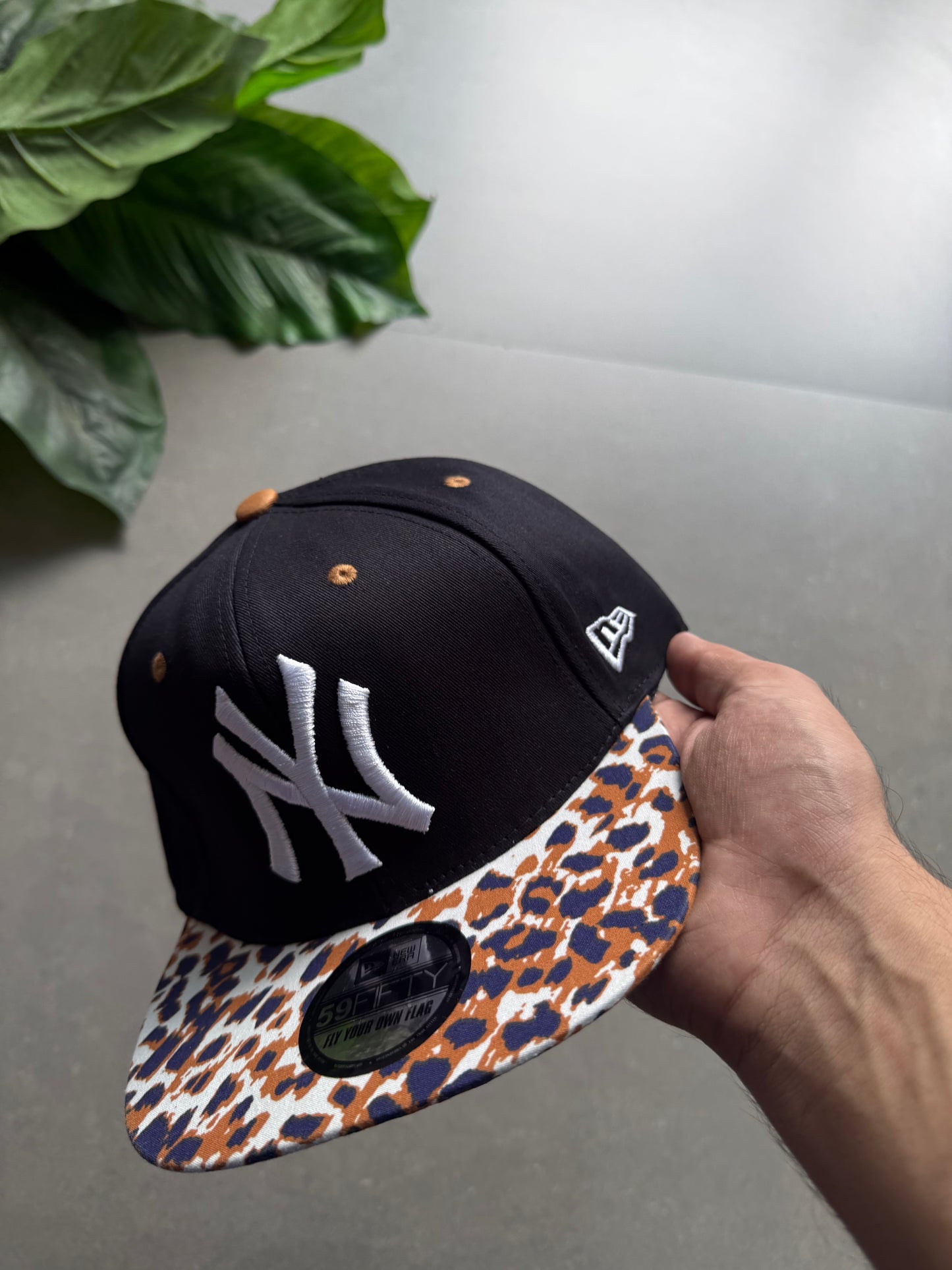 NY FITTED CAP