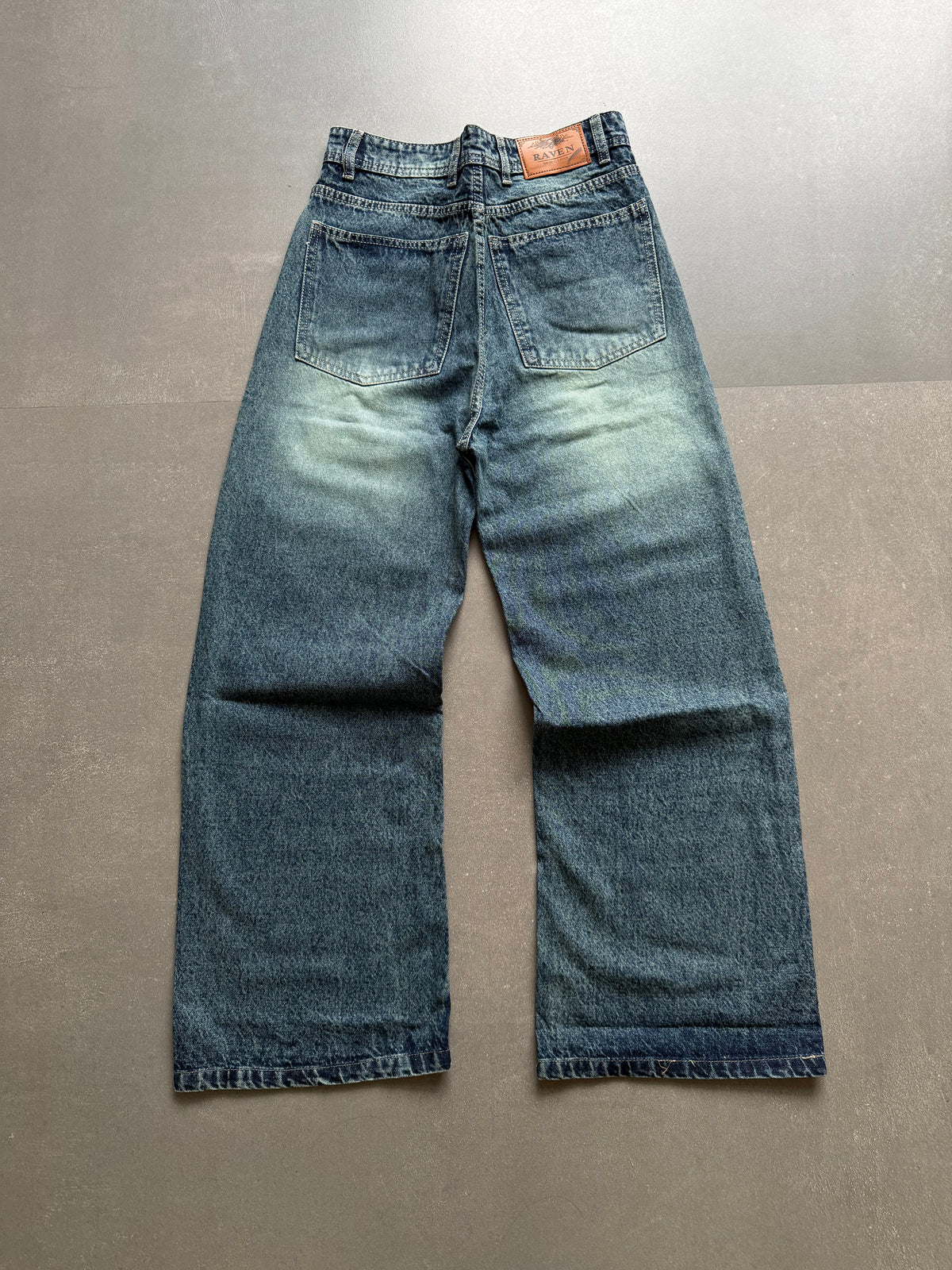 VINTAGE WASHED BAGGY DENIM