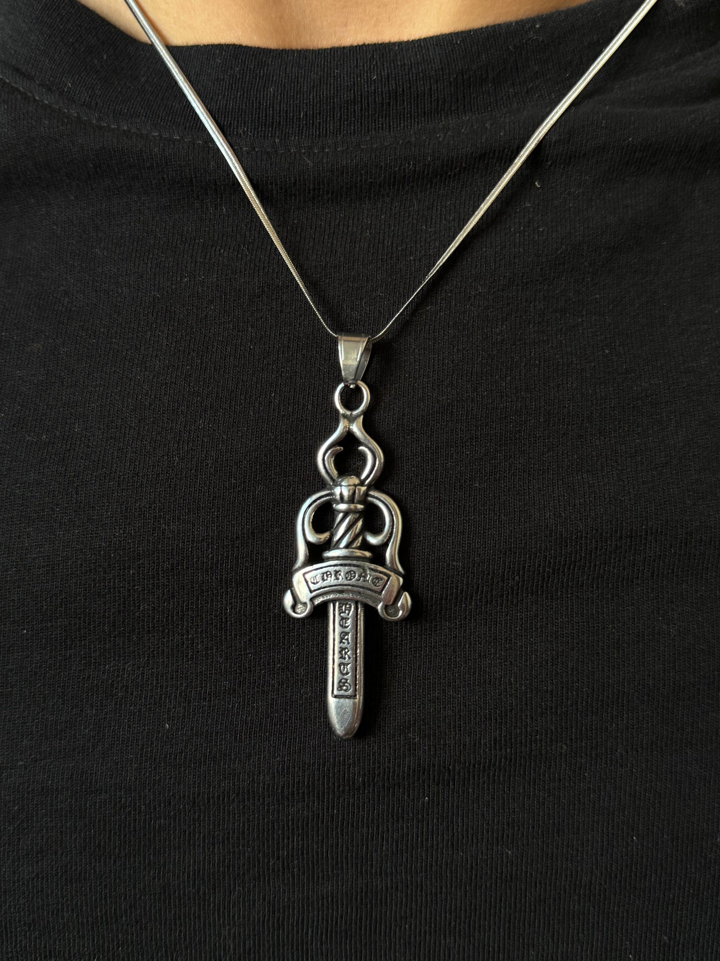 CH PENDANT (Stainless steel)