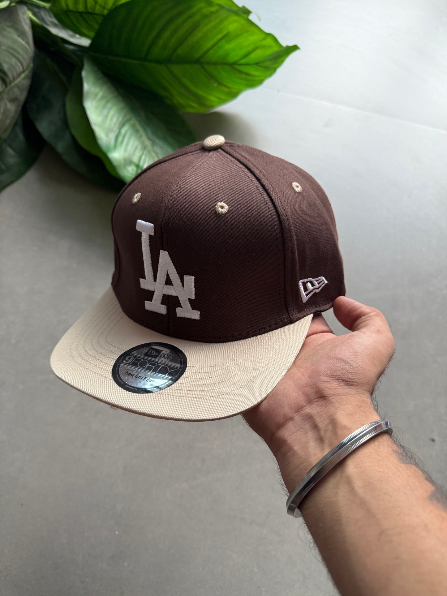 LA FITTED CAP