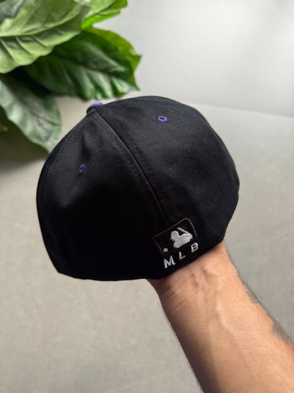 LA FITTED CAP