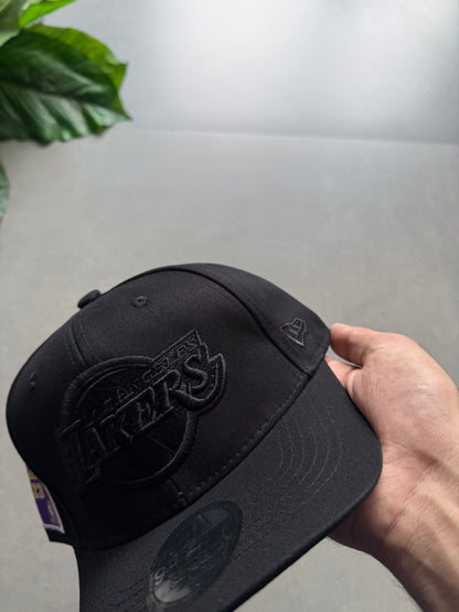 LAKERS ADJUSTABLE CAP