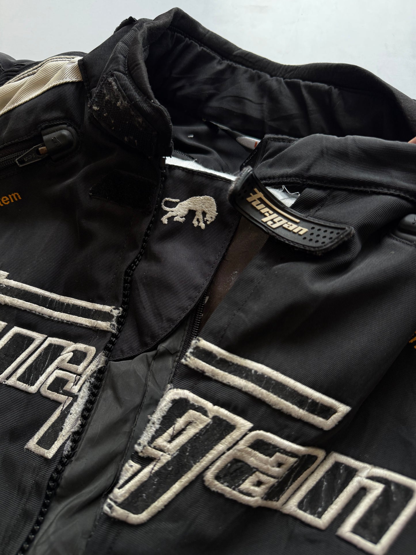 VINTAGE FUGYAN RACING JACKET (safety pads)