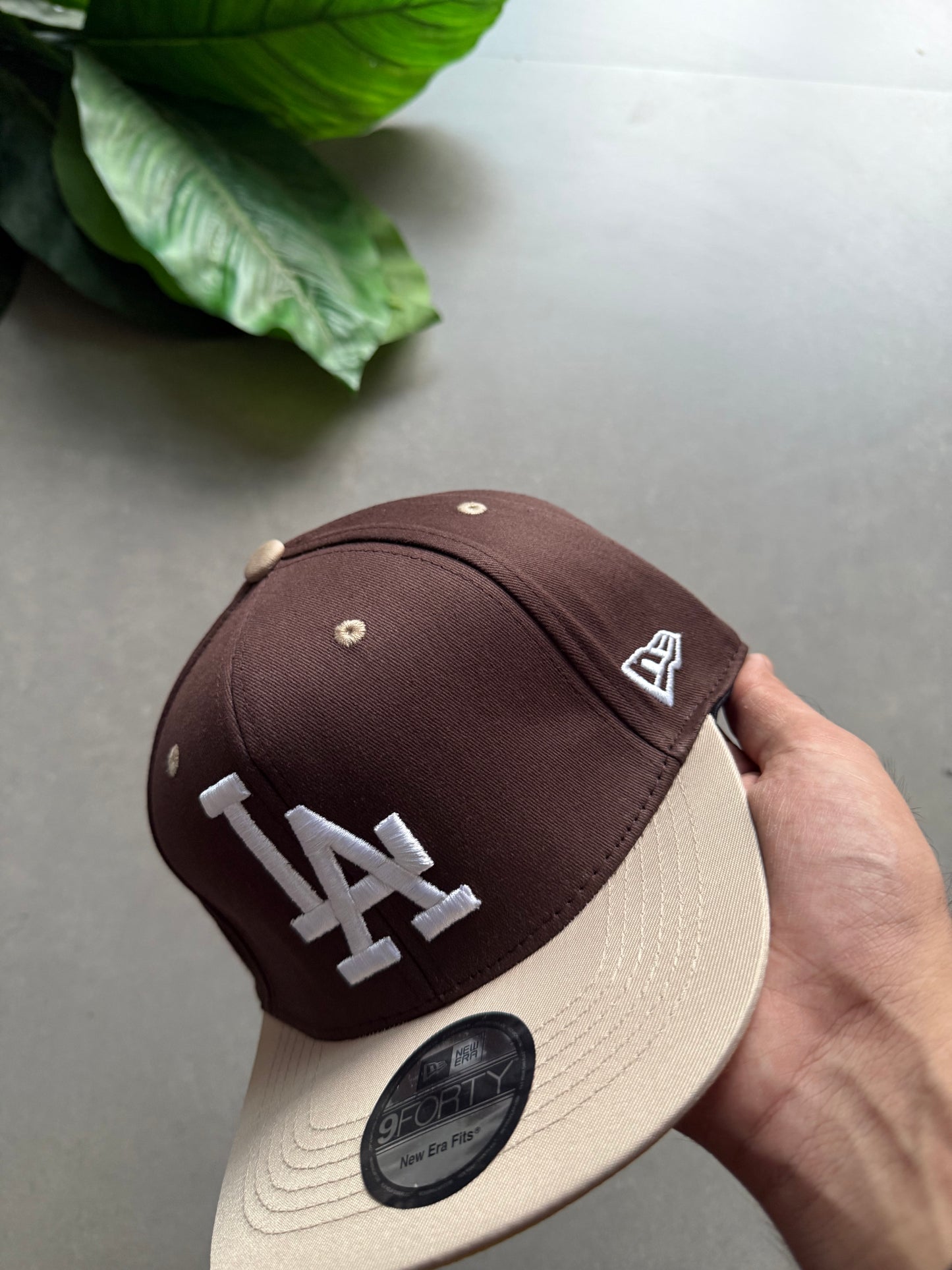 LA FITTED CAP