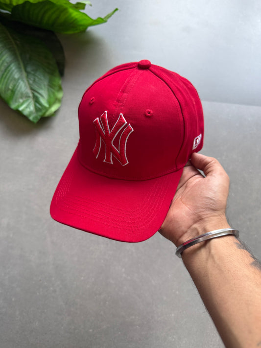 NY FITTED CAP