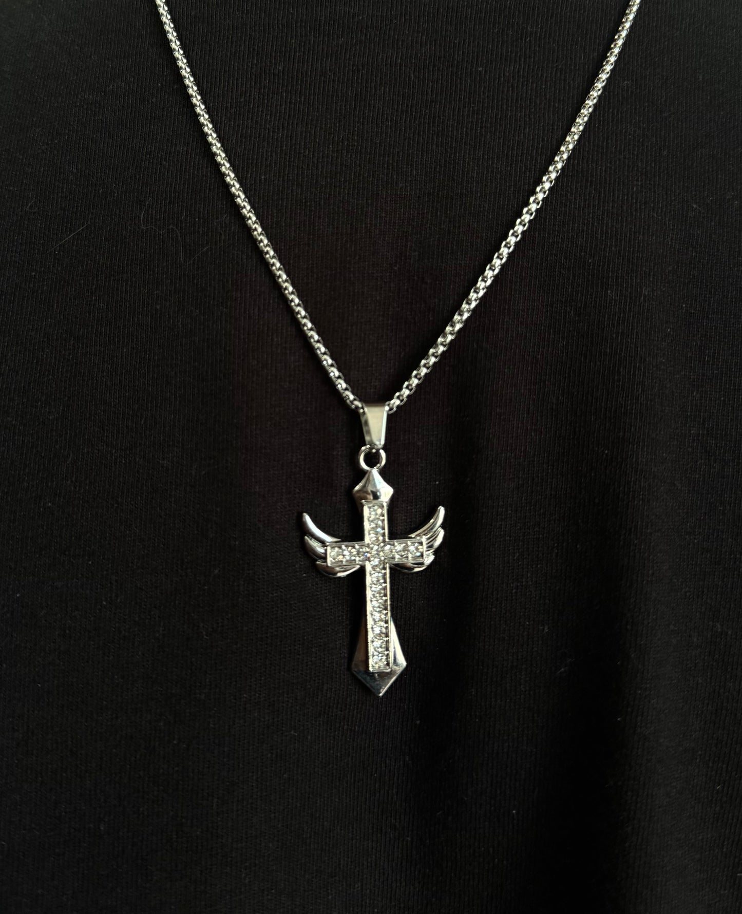 CROSS PENDANT