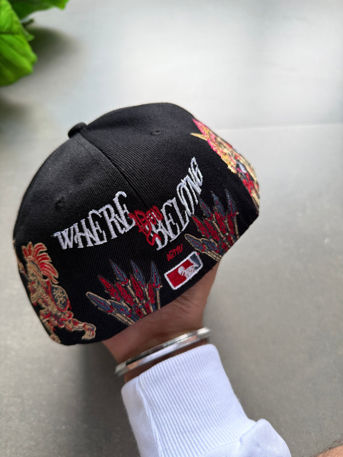 OAKLAND EMBROIDERED FITTED CAP