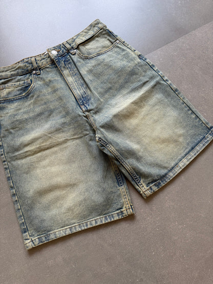 WASHED PISTACHIO SHORTS