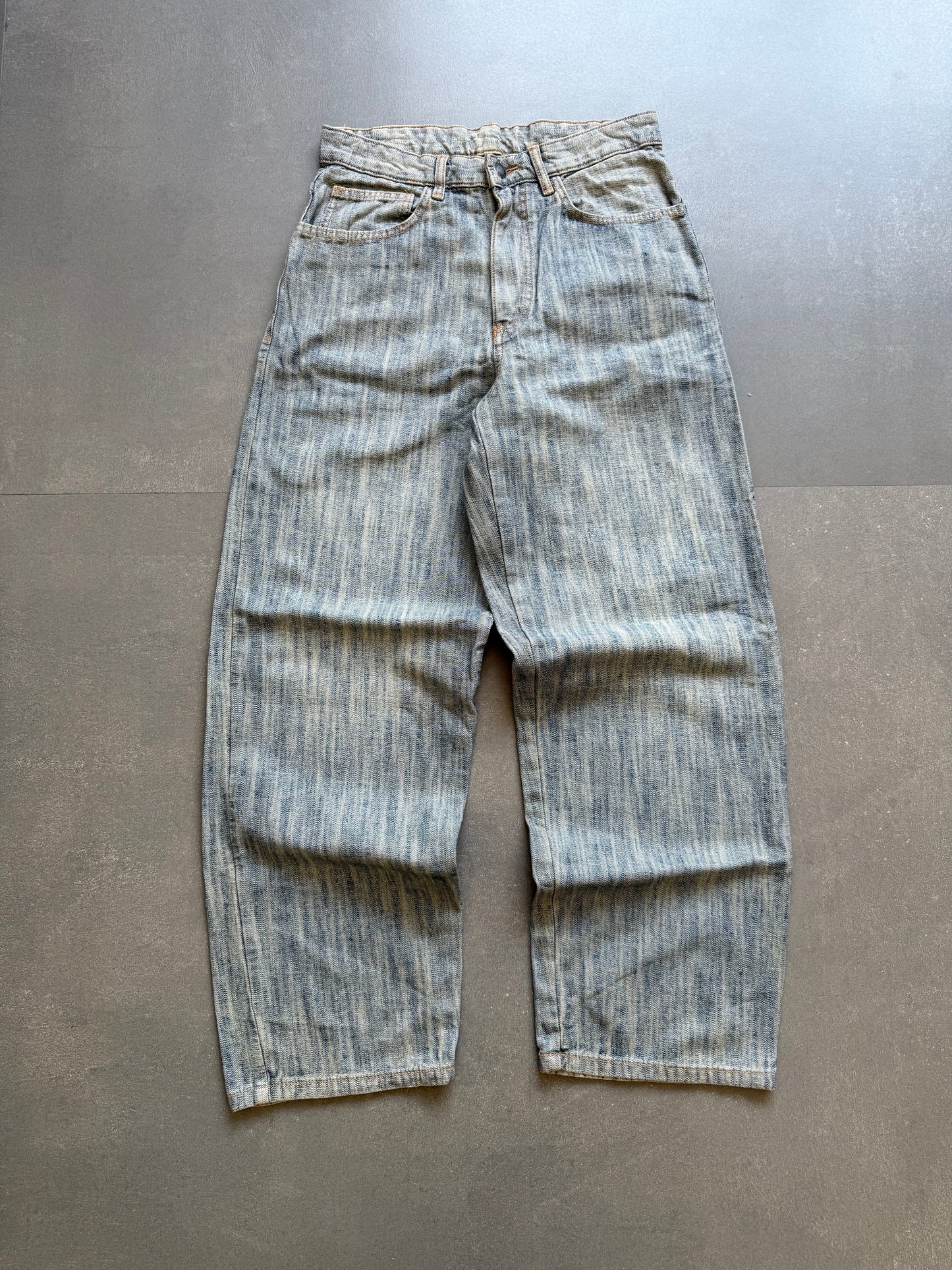 VINTAGE WASHED DESIGNER BAGGY DENIM