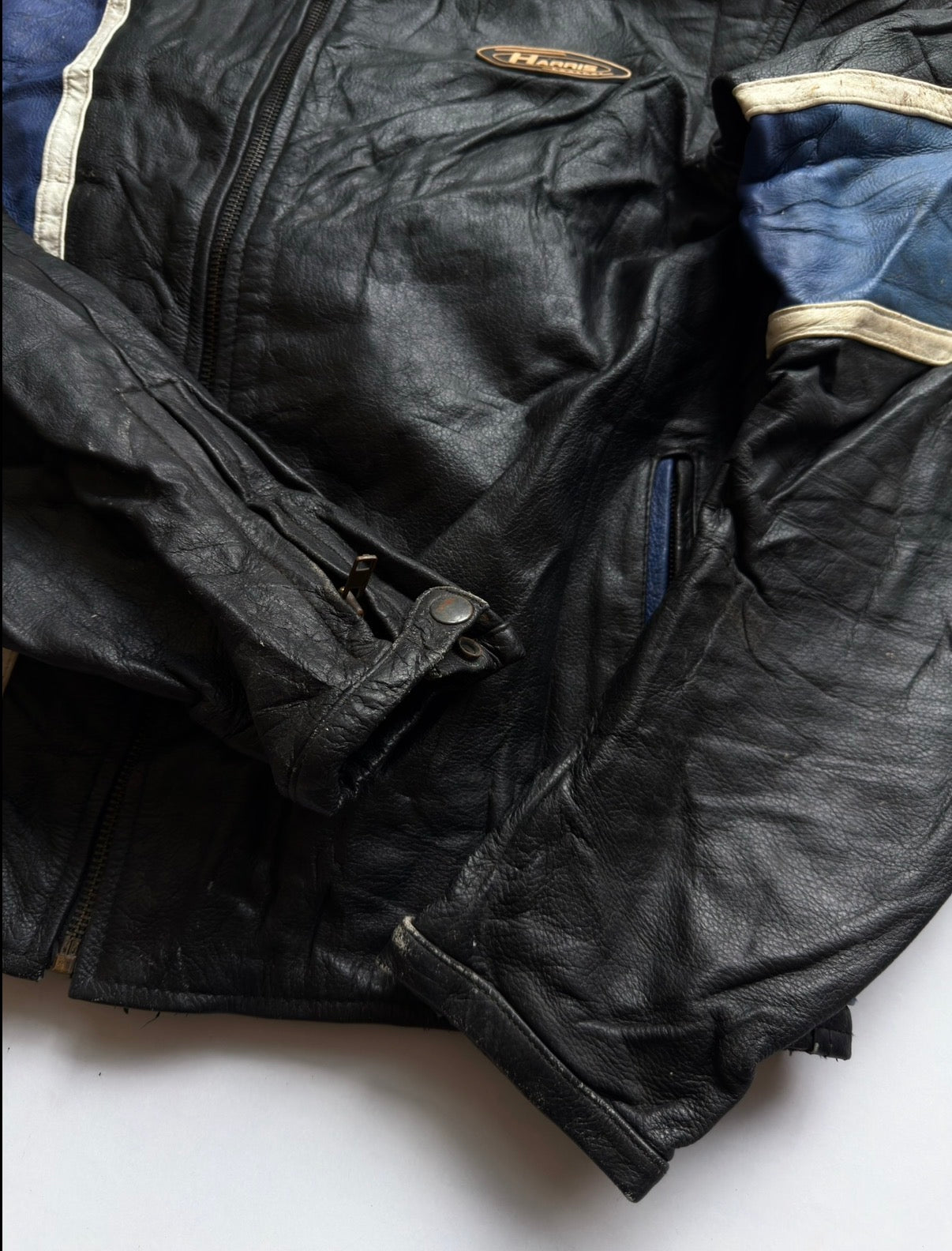VINTAGE HARRIS LEATHER BIKER JACKET 
(Back safety pad)