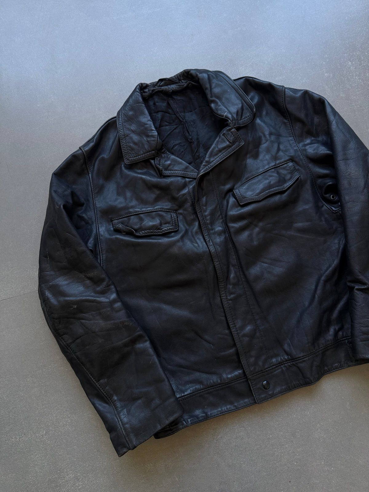 VINTAGE HEAVYWEIGHT LEATHER JACKET