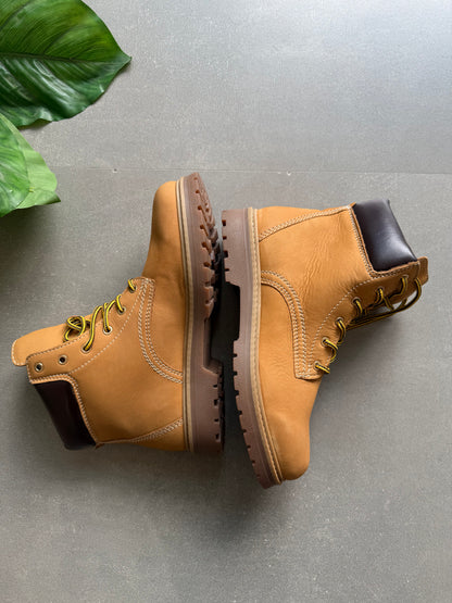 HERITAGE NUBUCK LEATHER CLASSIC BOOTS