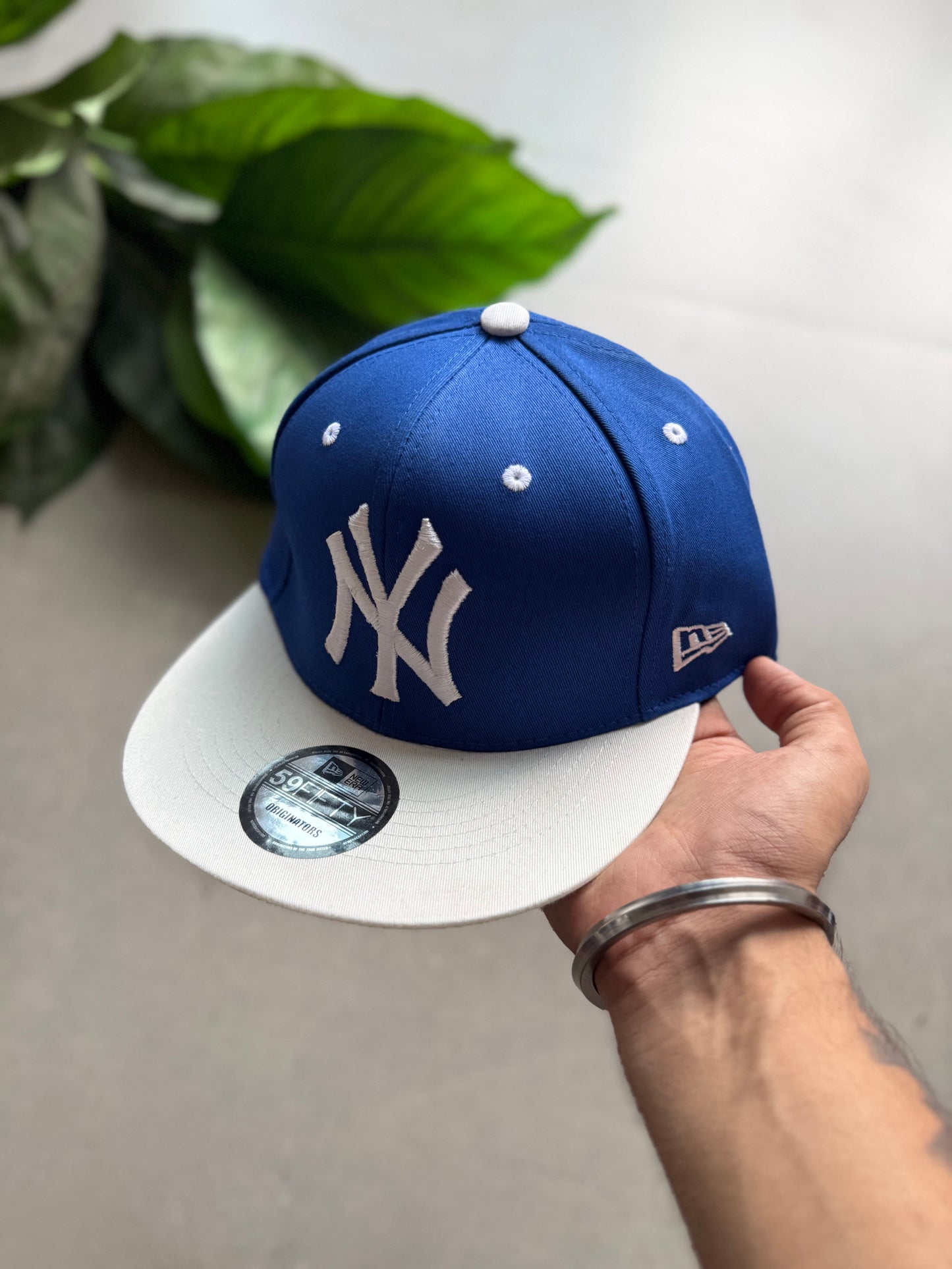 NY FITTED CAP