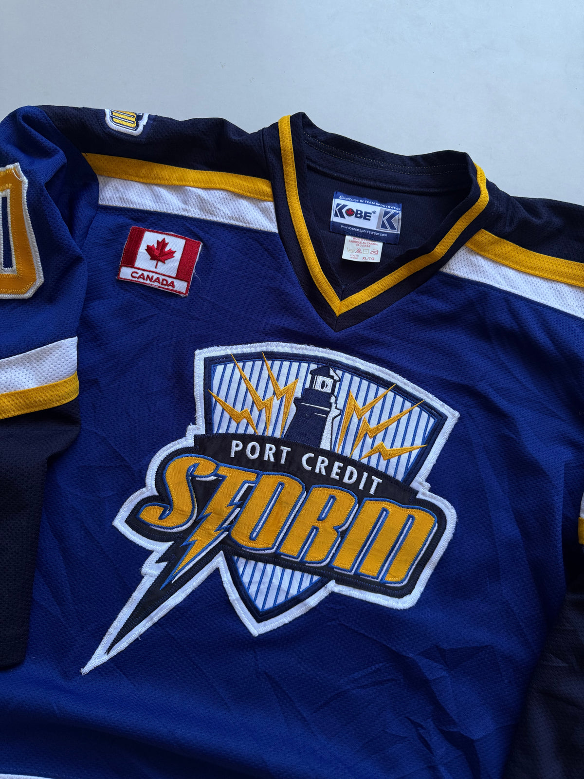 VINTAGE KOBE STORM CANADA HOCKEY JERSEY