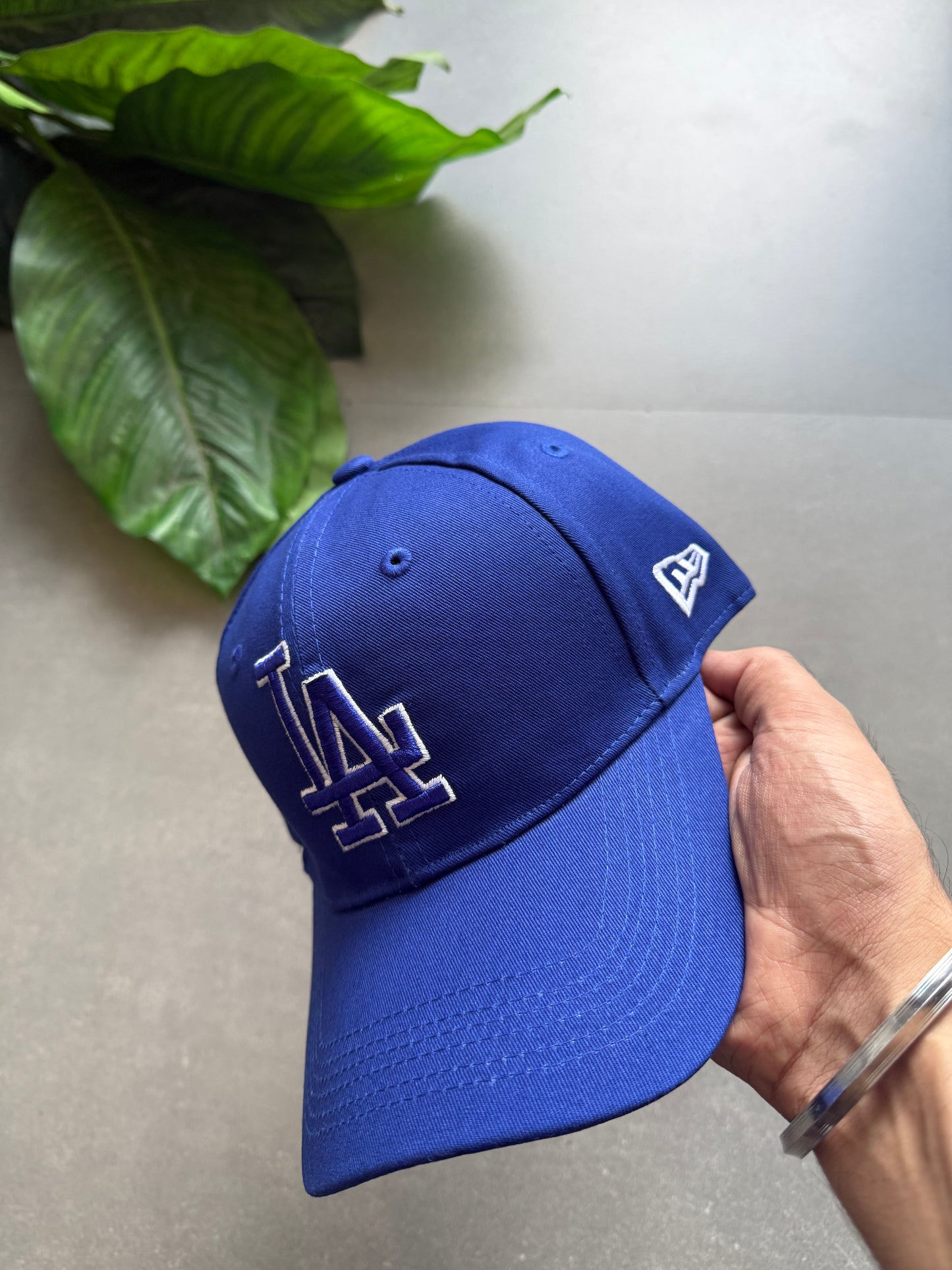 LA FITTED CAP