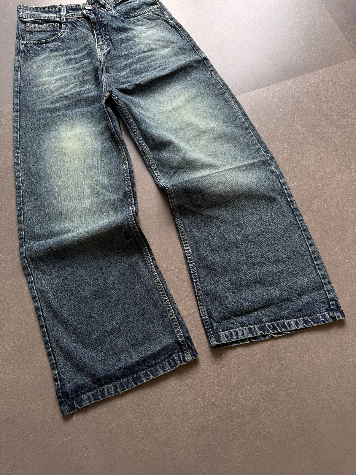 VINTAGE WASHED BAGGY DENIM