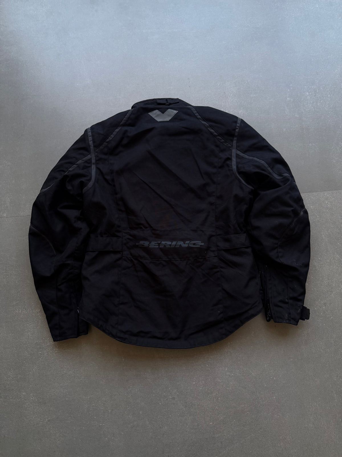 VINTAGE BERING GORETEX RACING JACKET (safety pads)