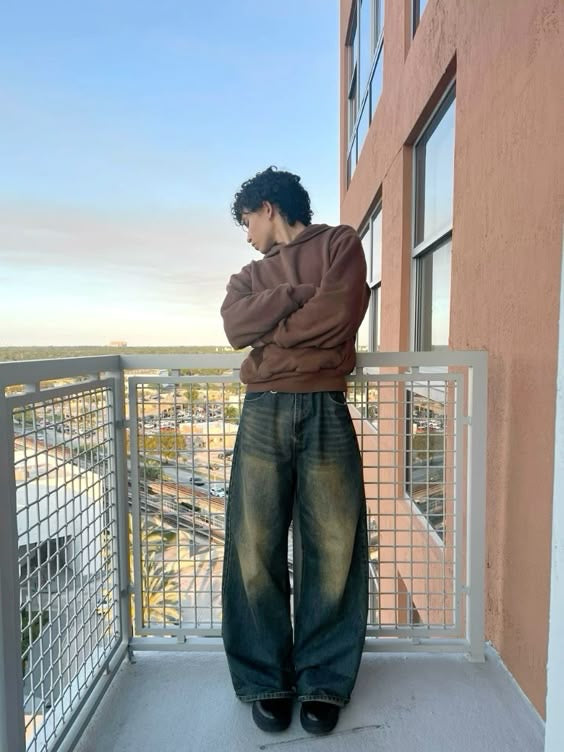 WIDE LEG DENIM