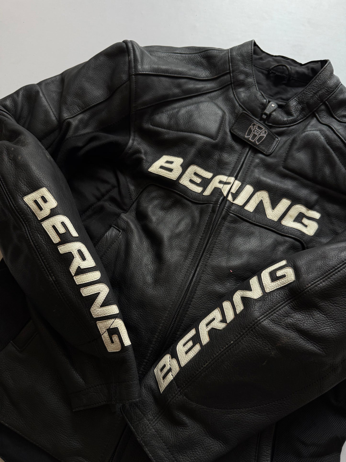 VINTAGE BERING LEATHER RACING JACKET (safety pads)