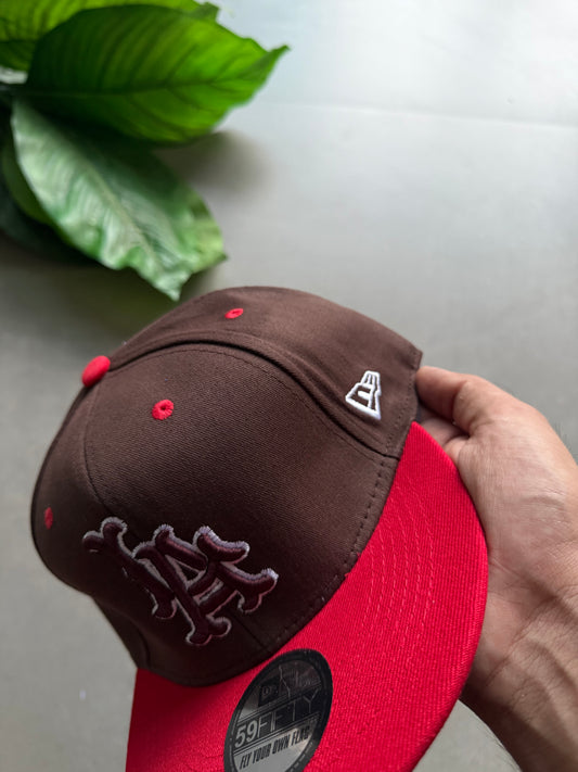 LA FITTED CAP