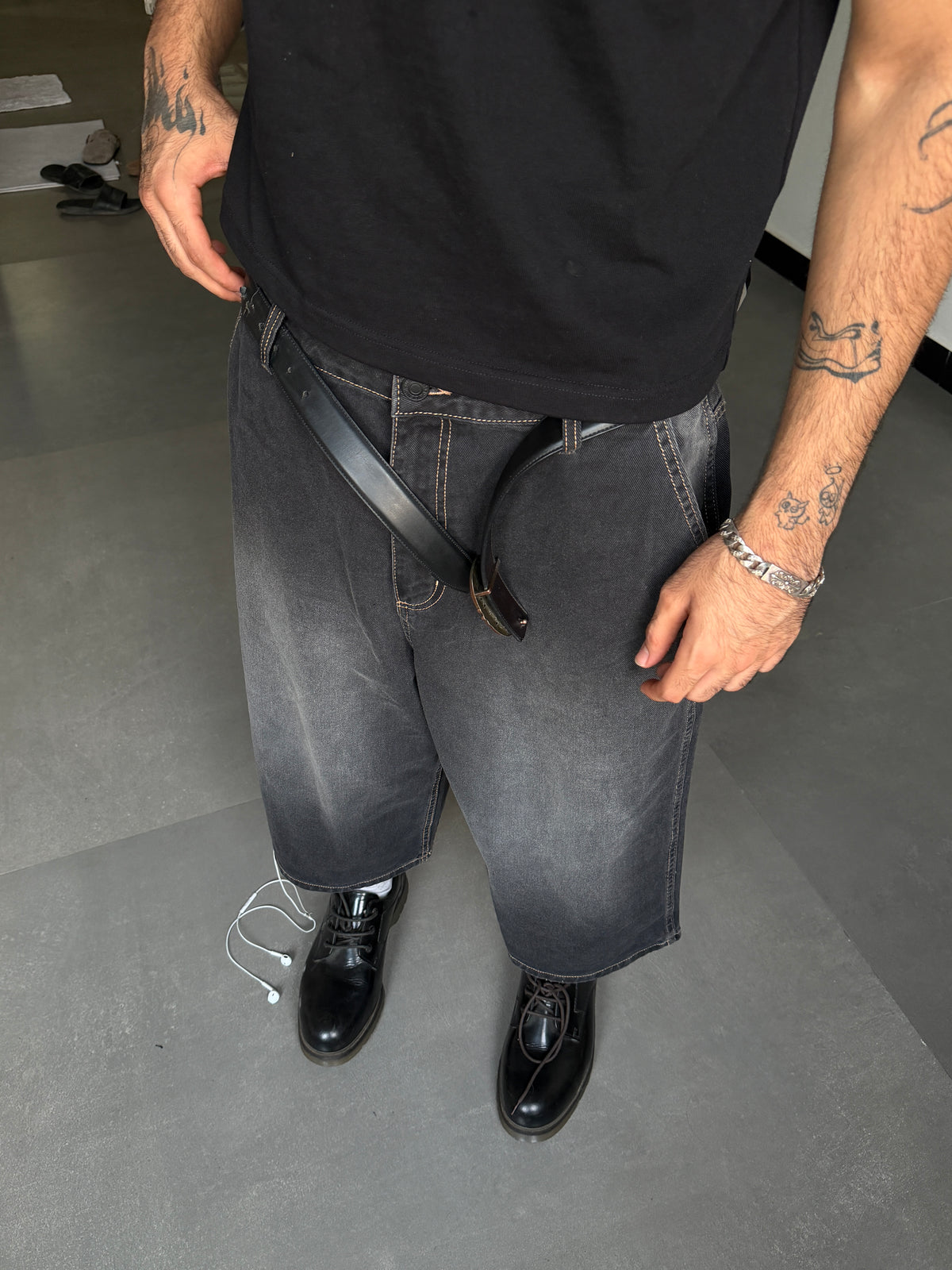 WASHED BAGGY JORTS