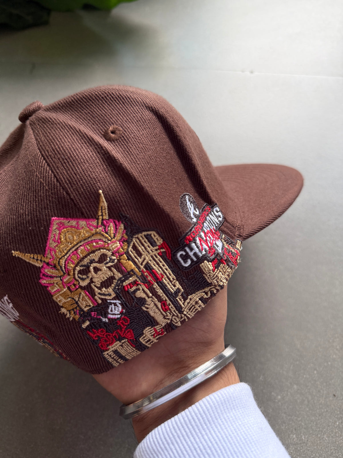 LA EMBROIDERED FITTED CAP