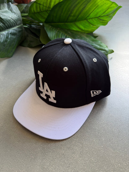 LA FITTED CAP