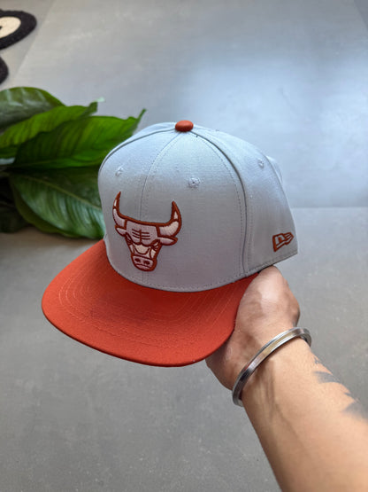 BULLS FITTED CAP