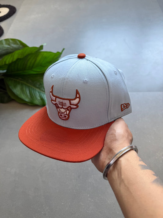BULLS FITTED CAP