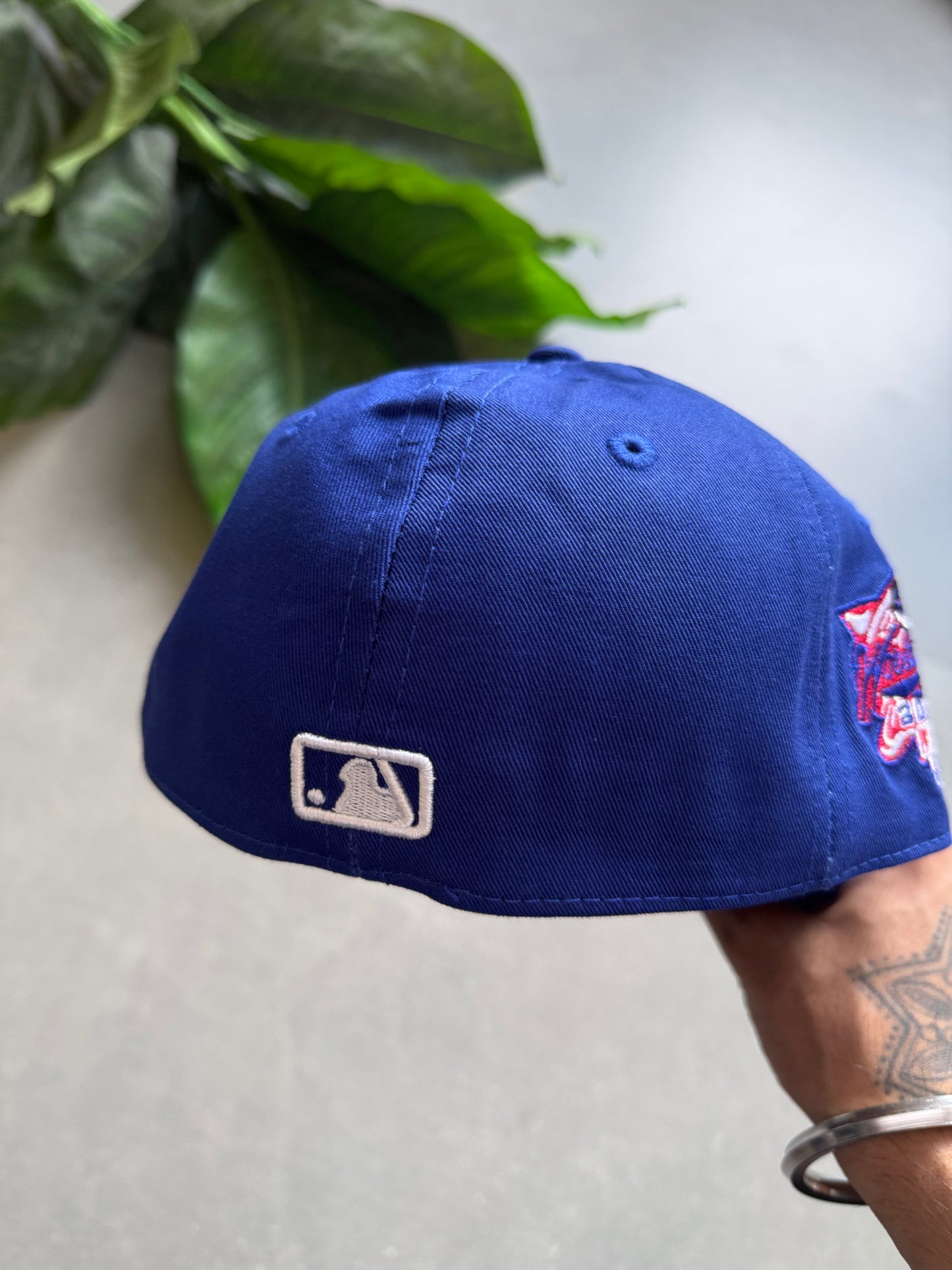 LA FITTED CAP