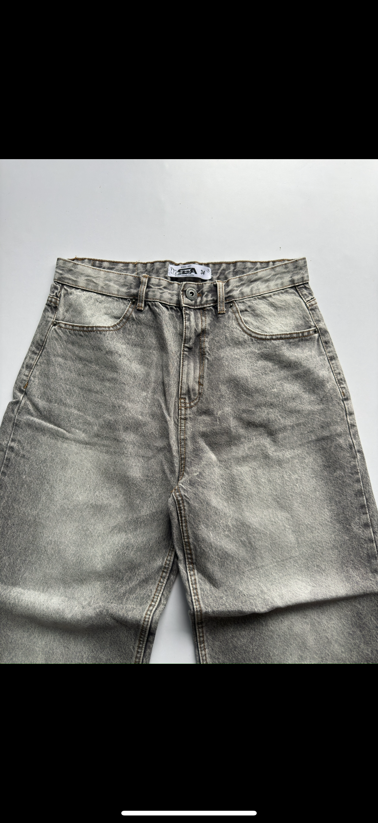 WIDE LEG BAGGY DENIM