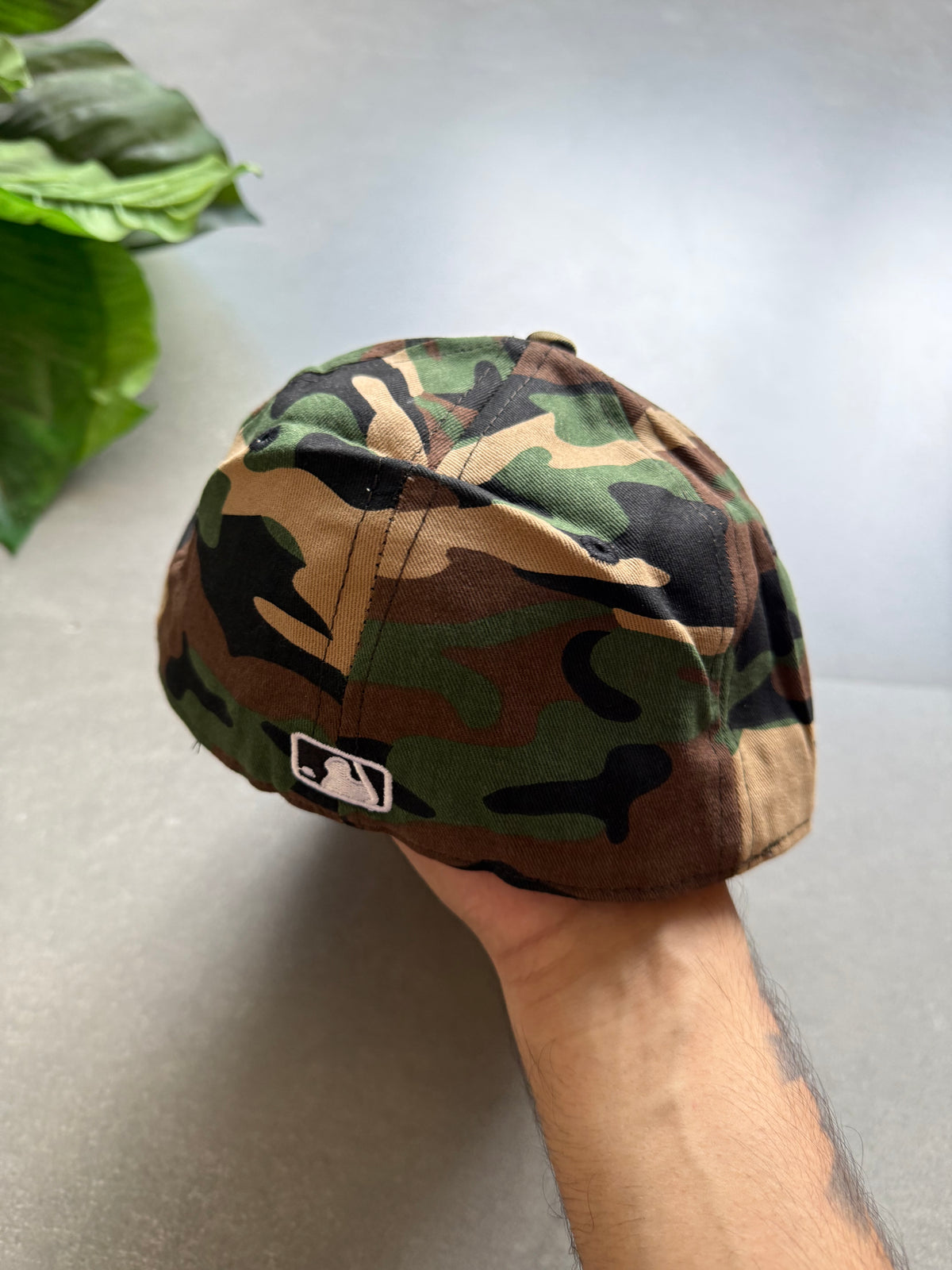 LA CAMO FITTED HAT