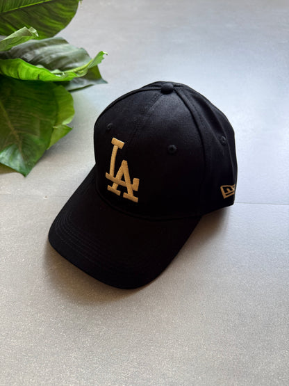 LA FITTED CAP